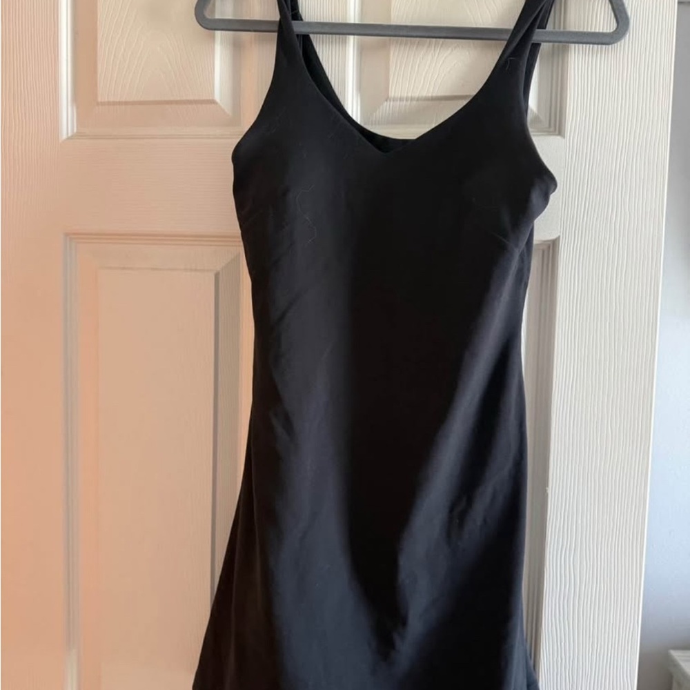 Luluelmon align dress with shorts under size 8